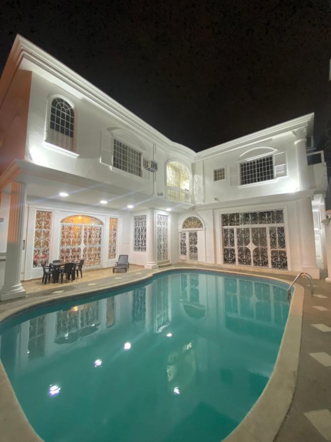 White House Lejlighed Guayaquil Eksteriør billede